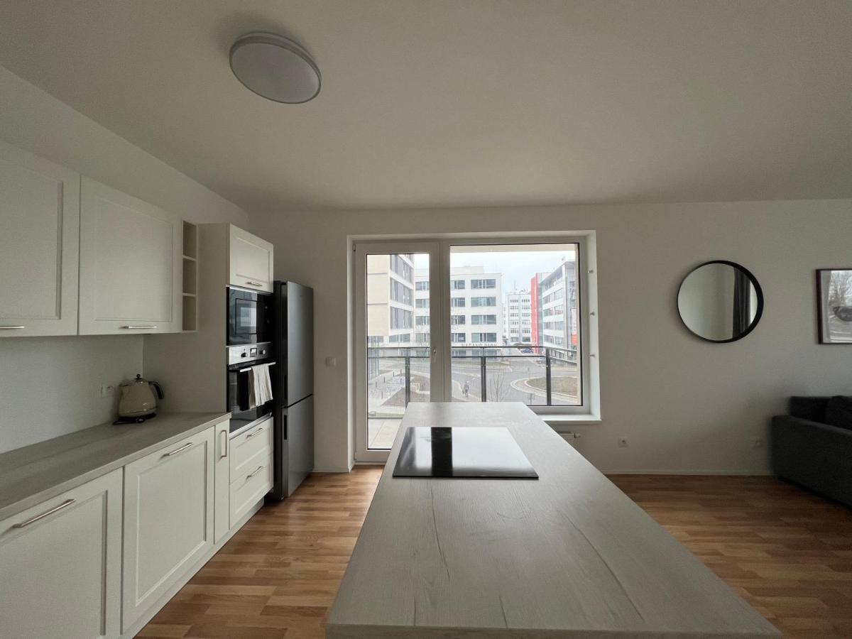 The Dante Prague - Family And Friends Apartments, Free Parking Eksteriør billede